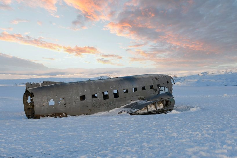 Plane Wreck Iceland sunrise by By Marjolein Design