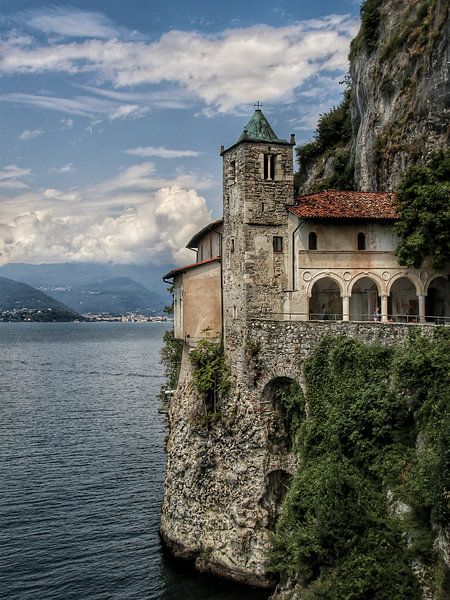 Eremo di Santa Catarina del Sasso par VanderO Fotografie