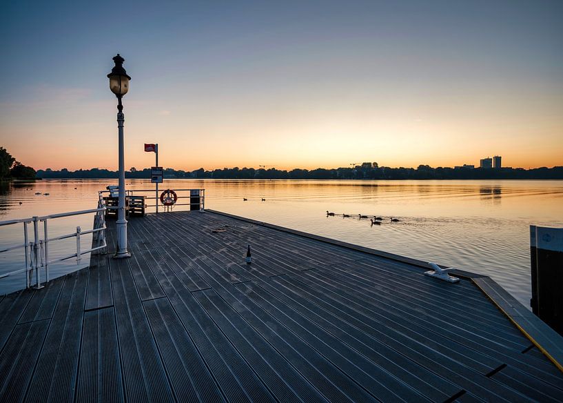 Hamburg Alster - sunrise by Dekorative Hamburg Fotos