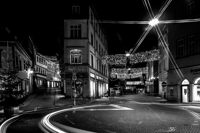 Benediktsplatz mit Blick auf die Krämerbrücke Schwarz-Weiß von Mixed media vector arts