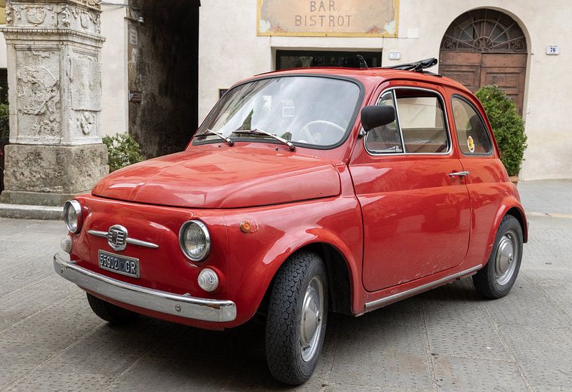 Fiat 500 in Pitigliano von Jolanda van Eek en Ron de Jong