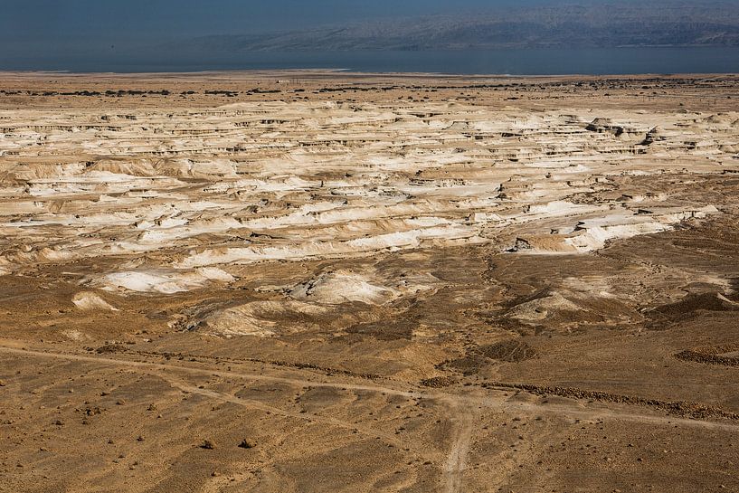 Zicht op de Dode Zee in Israel van Herman IJssel BWPHOTO