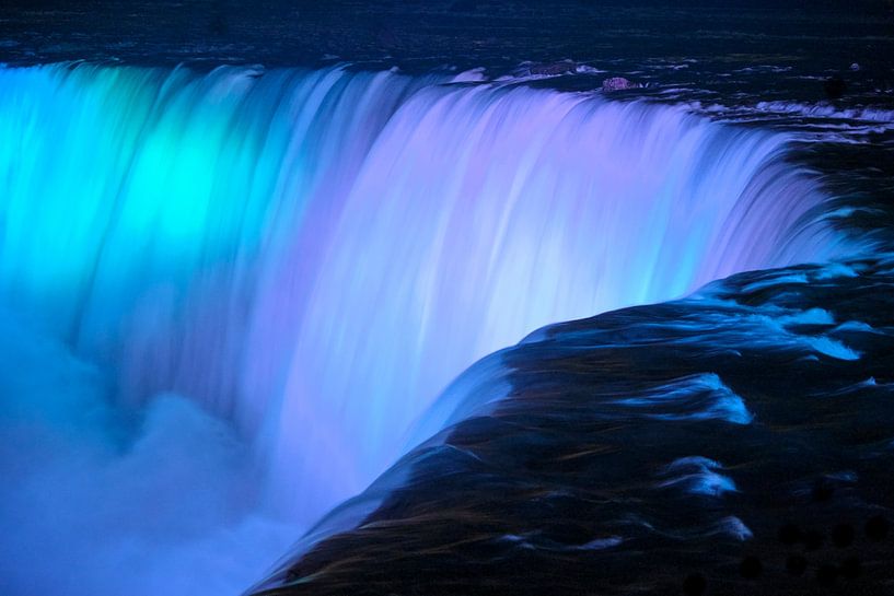 Niagara Horseshoe Falls Canada at night par PixelPower