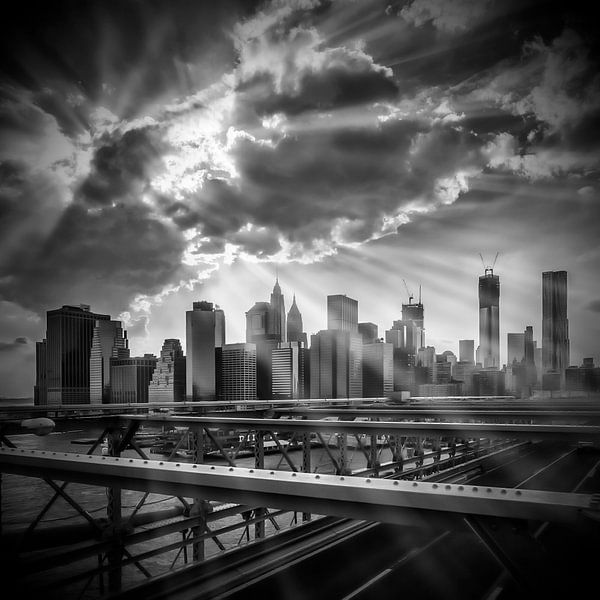 Manhattan Zonnestralen z/w van Melanie Viola