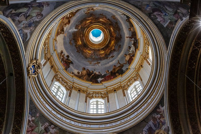 Malta by Eric van Nieuwland