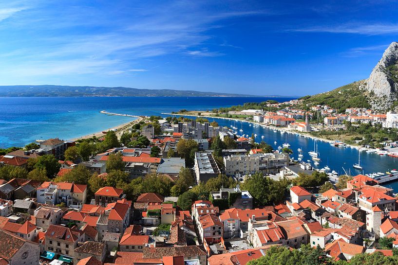 Piratenstad Omis von Roy Poots