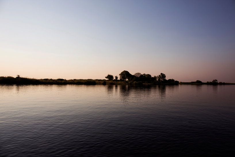 Okavango-delta is een van de zeven natuurlijke wonderen van Afrika, Botswana van Tjeerd Kruse