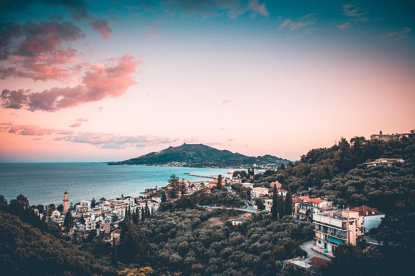 Zakynthos bei Sonnenuntergang von Leon Weggelaar