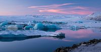 Die blaue Stunde am Eissee Jökullsárlóm