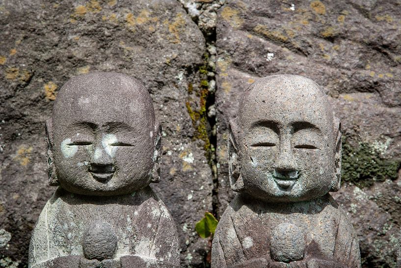 Statuen im Hasedera-Tempel in Japan von Marcel Alsemgeest