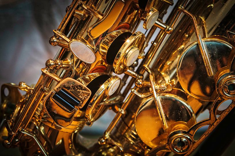 Saxophone by Rob Boon