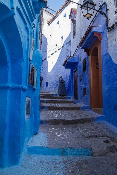 Allee in Chefchaouen, Marokko von Easycopters
