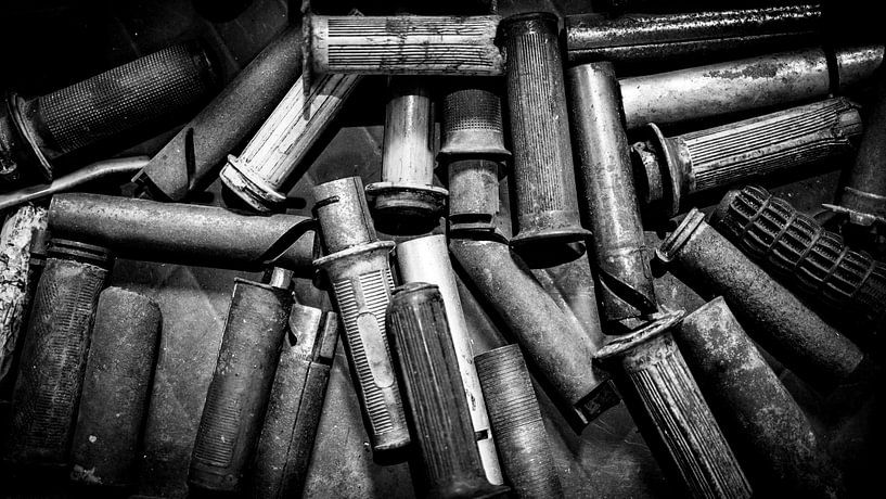 Oldtimer handles of retro motorbike by Customvince | Vincent Arnoldussen