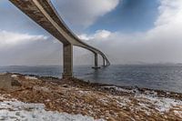 Über die Brücke auf die andere Seite