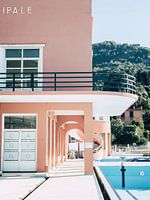 Das rosa Casino von Levanto | farbenfrohe Reisefotografie in Pastellfarben