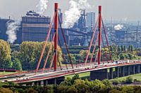 Beeckerwerther Rheinbrücke in Duisburg (7-27903)
