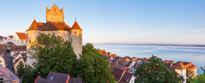Panorama of Meersburg in the evening by Jan Schuler