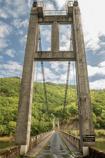 bridge over the Dordogne in Correze by M. B. fotografie