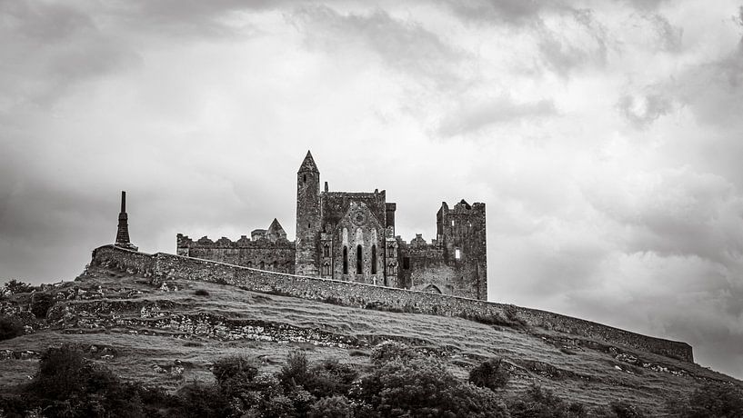 Rock of Cashel Ireland by Elly van Veen