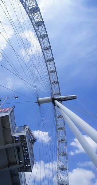 London Eye 6 by Angelique van 't Riet