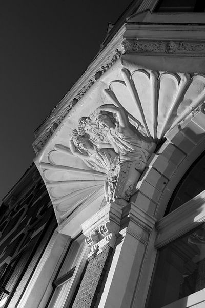 Erker dans la Surinamestraat de La Haye par Raoul Suermondt