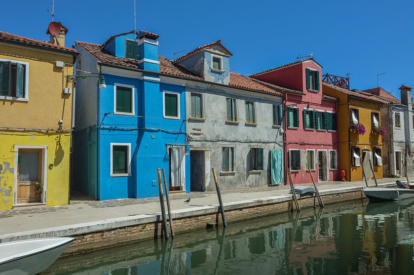 Magnifique canal coloré à Burano, Venise, Italie par Patrick Verhoef