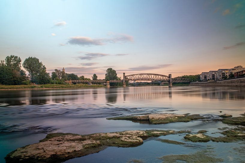 Magdeburg - Elbe und Hubbrücke bei Sonnenuntergang von t.ART