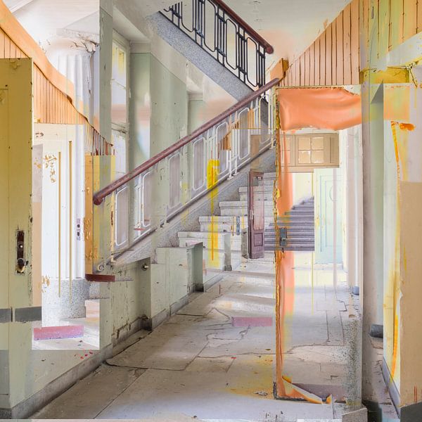 CORRIDOR CHAOS Vb von Caroline Boogaard