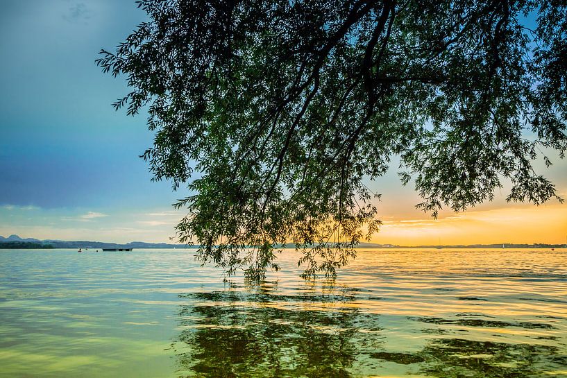 Sonnenuntergang am Chiemsee by Holger Debek