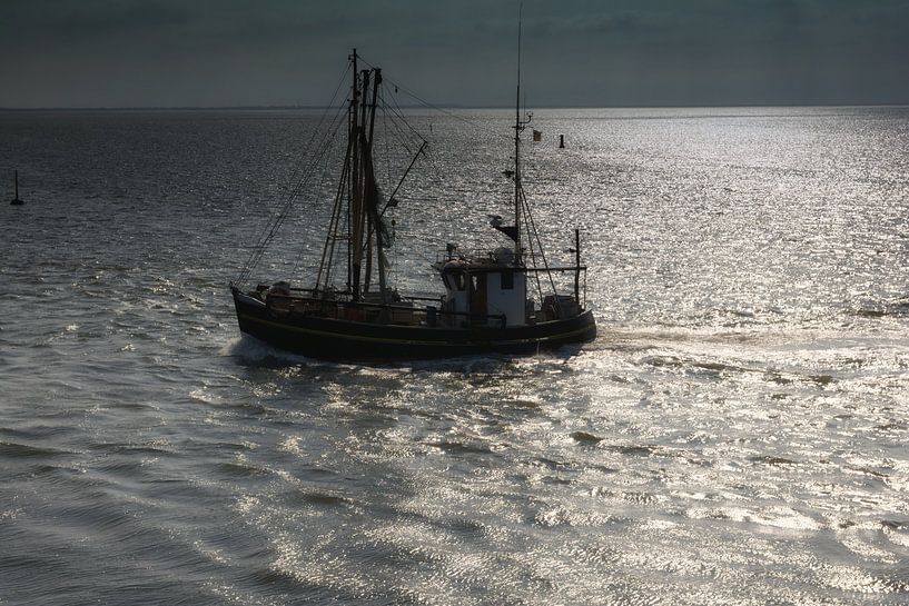 Crab cutter before Büsum by Peter Eckert