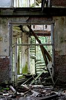 Verlaten maar niet vergeten