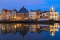 Alter Hafen Maassluis in der Dämmerung