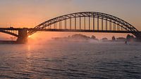 Märchenhafter Sonnenaufgang Waalbrücke