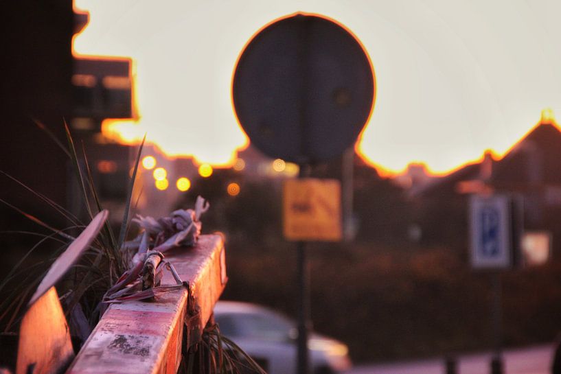 Industrieller Sonnenuntergang in Noordwijk, Niederlande von Bram Jansen