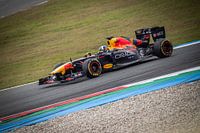 Der RB7 von Red Bull in Aktion beim Jack's Racing Day
