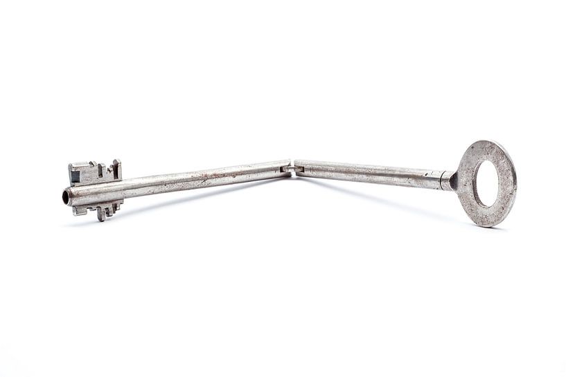 een oude sleutel by Marcel Derweduwen