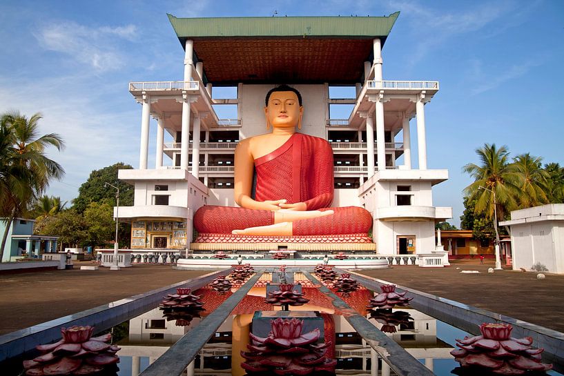 Statue géante de Bouddha, Sri Lanka par Peter Schickert
