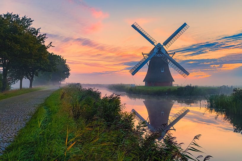 Sonnenaufgang an der Crimson Mill von Henk Meijer Photography