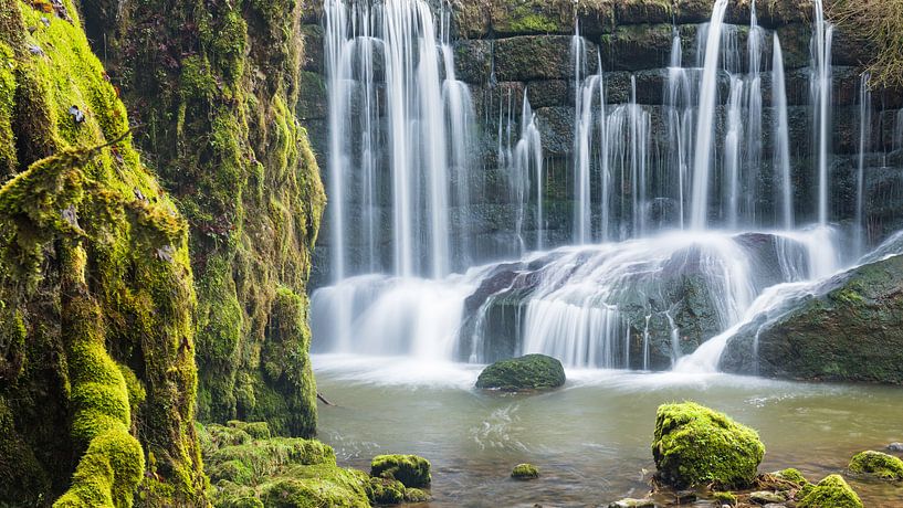Am stillen Wasserfall von Denis Feiner
