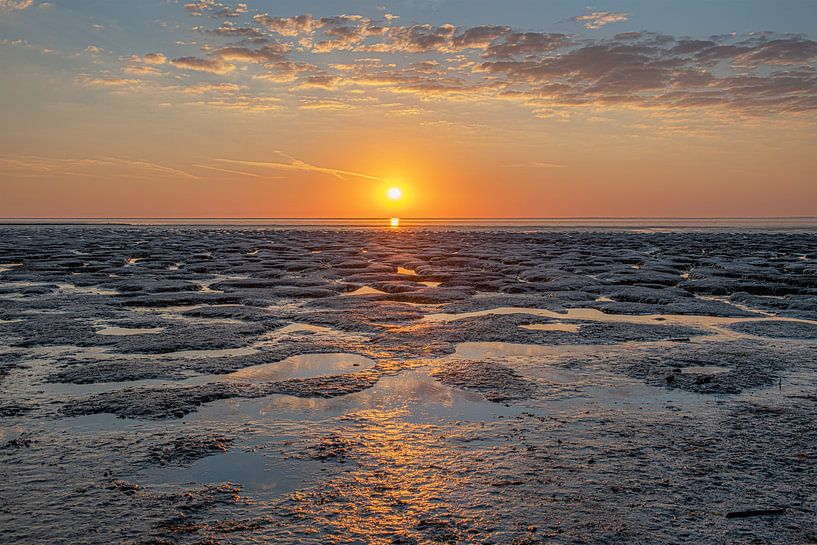 Sunset over the Frisian Wad near Koehoal by Harrie Muis