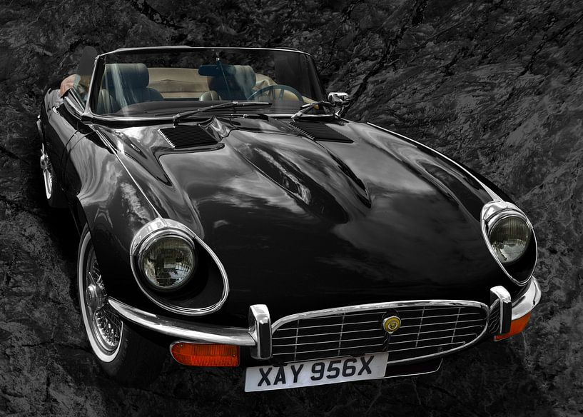 Jaguar E-Type Series 3 in darkblack von aRi F. Huber
