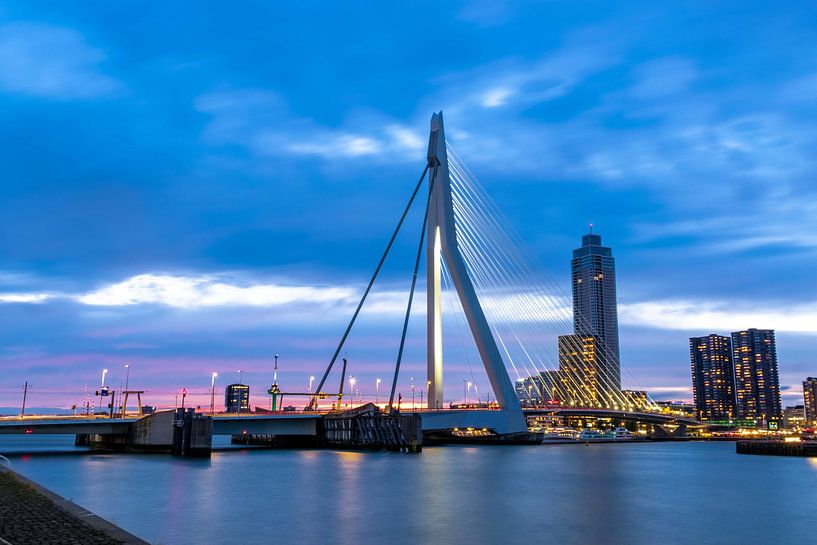 Blaue Stunde Rotterdam von Inge van der Stoep