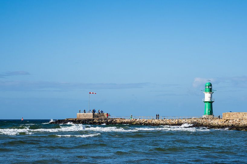 Mole an der Ostseeküste in Warnemünde par Rico Ködder