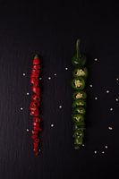 twee gekleurde pepers 1 van 3