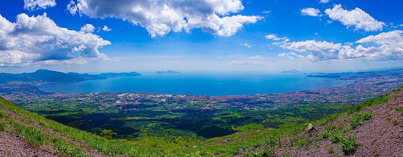 Gulf of Naples by Stefan Havadi-Nagy