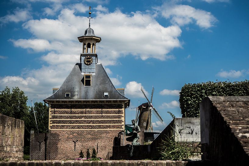 Dalempoort and mill 'De Hoop', Gorinchem by Gerrit Veldman