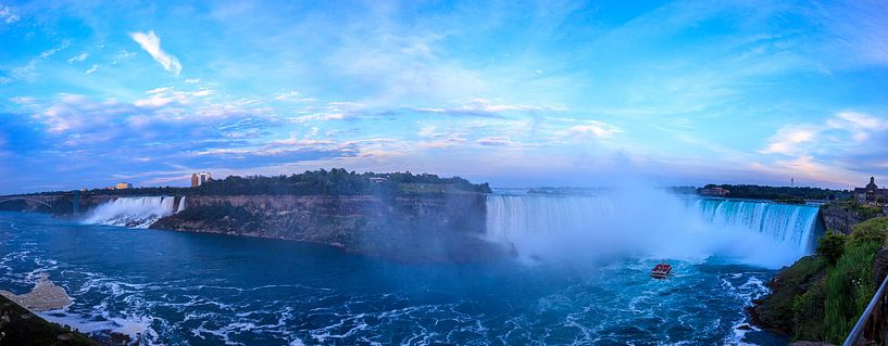 Vue panoramique des chutes du Niagara par Timo  Kester