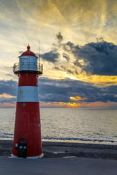 Noorderhoofd lighthouse near West Kapelle Zeeland by Menno Schaefer