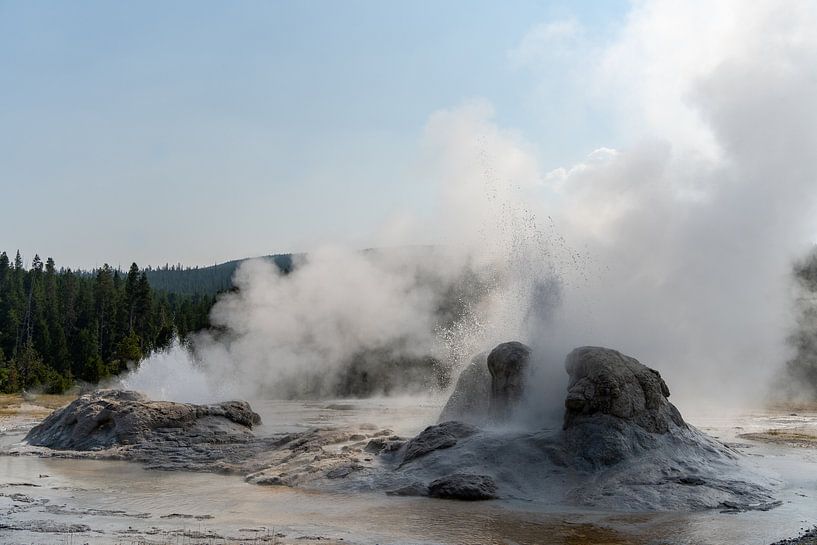 Geysers in Yellowstone National Park, USA by Jeroen van Deel