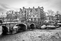 Beatiful canalhouses at frozen Brouwersgracht in Amsterdam